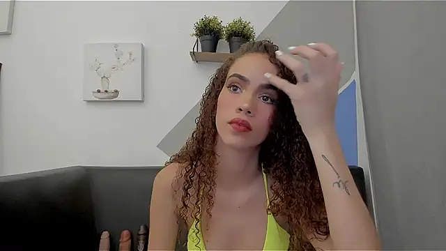 Zamu 1992 online show from June 15, 11:27 pm