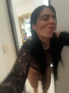 valecruz903 online show from January 8, 5:50 pm