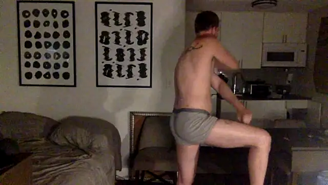 TheOnlyTwinTowers online show from April 22, 5:26 am