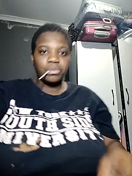 Bigchoccojugsxx online show from February 14, 11:07 pm