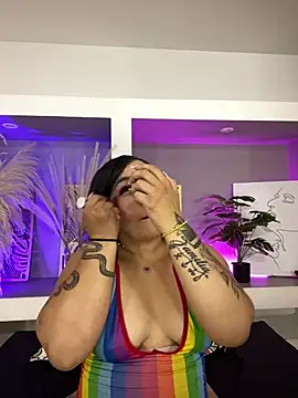 Sheeryl   online show from April 18, 5:32 am