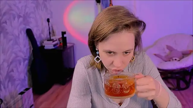 Malinax online show from March 20, 1:27 pm