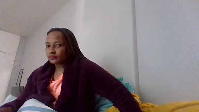 BabeAssXX online show from April 21, 2:24 pm