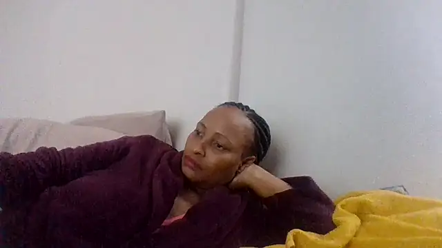 BabeAssXX online show from March 17, 2:43 pm