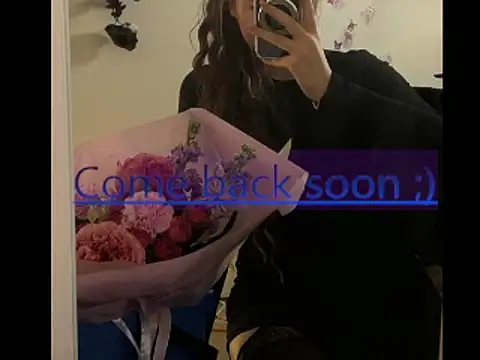Josephine Kiss online show from July 7, 9:57 am