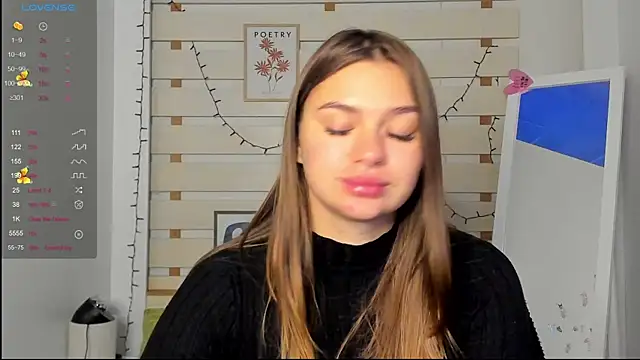 Snapshot of Josephine_Kiss chatting on October 19, 6:37 am Josephine Kiss online show from October 19, 6:37 am