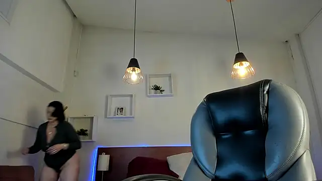 Jayden Jonnes online show from April 25, 11:46 am