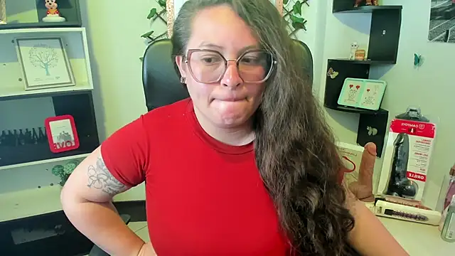 SaraThomso online show from October 4, 4:29 am