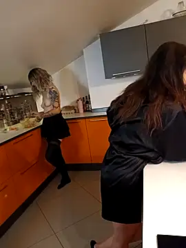 Tortuga95PL online show from April 27, 7:00 pm