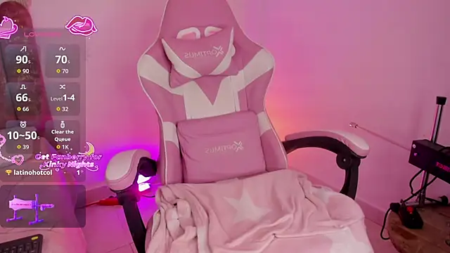  abby Cooper  online show from April 23, 12:52 am