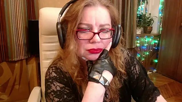 Miss Tress online show from November 19, 10:32 pm