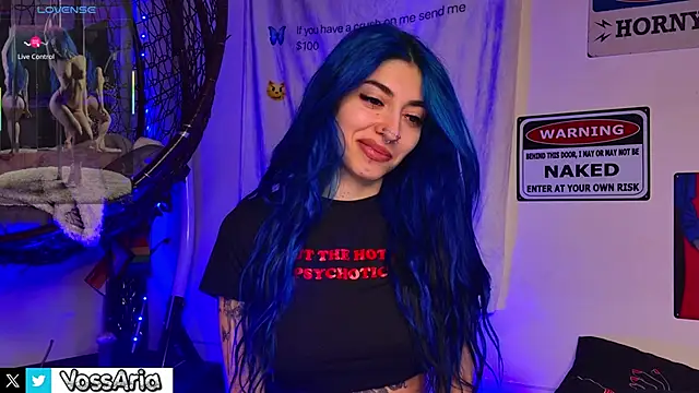 AriaVoss online show from April 19, 8:33 pm