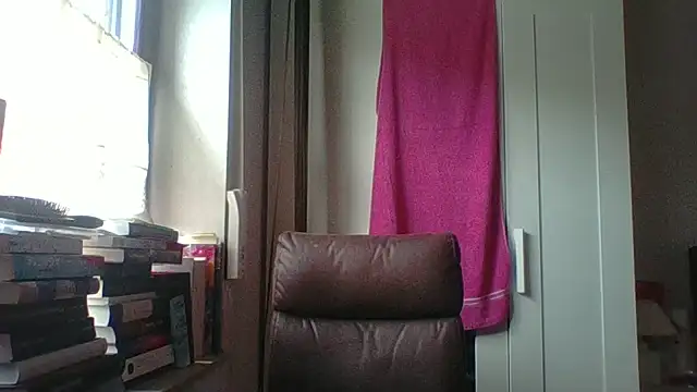  squirty cum lady  online show from June 7, 4:03 pm
