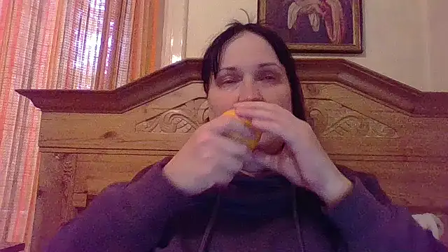  squirty cum lady  online show from April 25, 2:14 pm