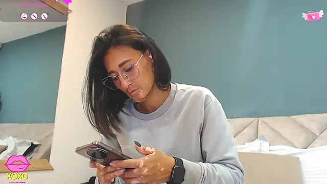 SharisWillian online show from April 23, 3:47 am