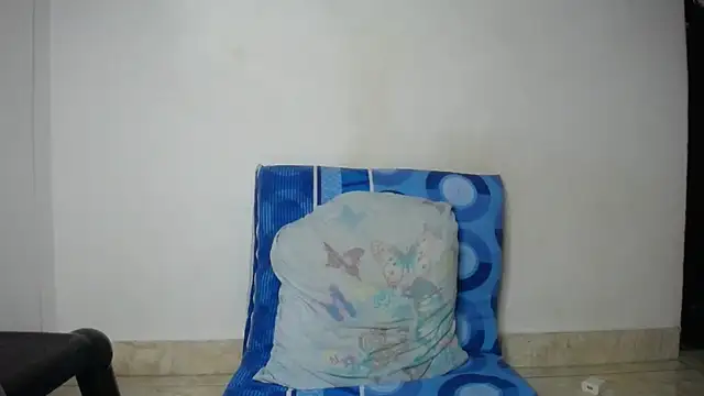 Eros Smit online show from April 23, 2:30 pm