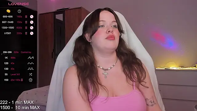 HANNA MONTANAS online show from November 26, 7:26 pm