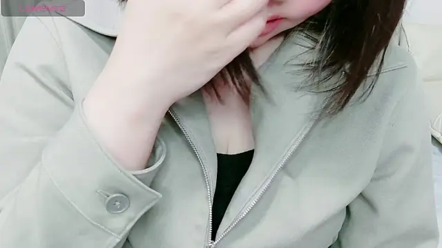 mi chat online show from April 24, 3:04 pm