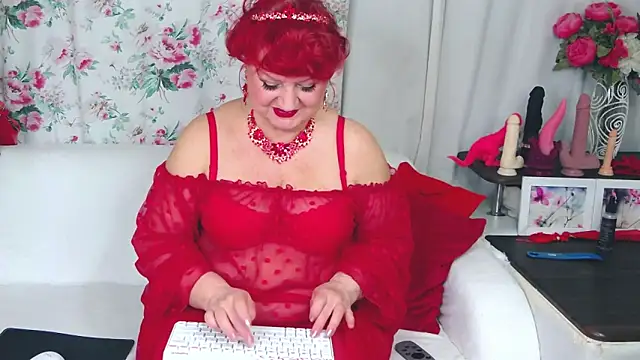 CandyBoobsDD online show from March 8, 6:39 am