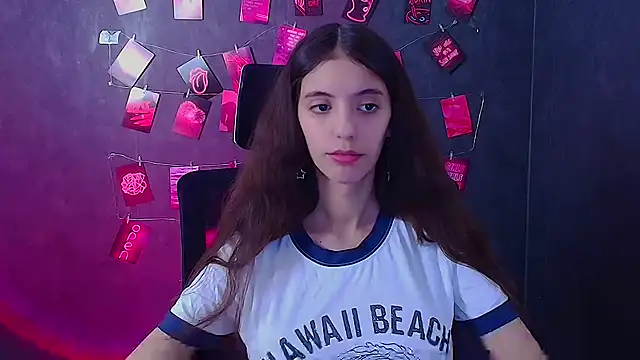 Aishell  online show from November 28, 12:52 pm