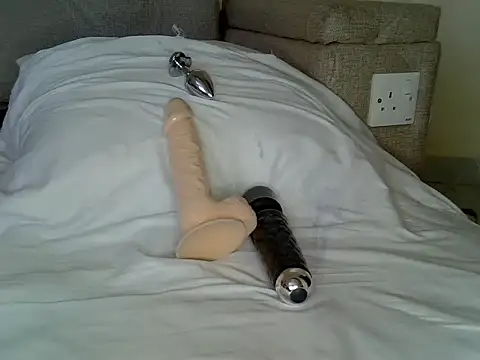 Snapshot of Sexyt-20 chatting on September 21, 7:29 am Sexyt-20 online show from September 21, 7:29 am