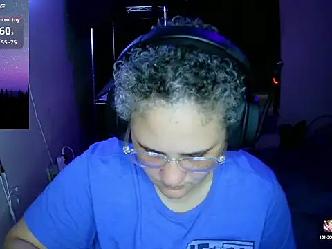 Snapshot of lolalicious_758 chatting on September 8, 7:02 pm lolalicious 758 online show from September 8, 7:02 pm