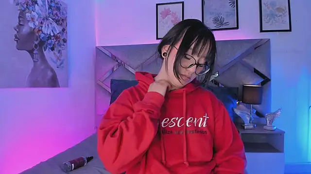 sofi bakerr online show from April 25, 1:41 pm