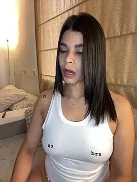 Leah Honey26 online show from April 27, 9:56 pm