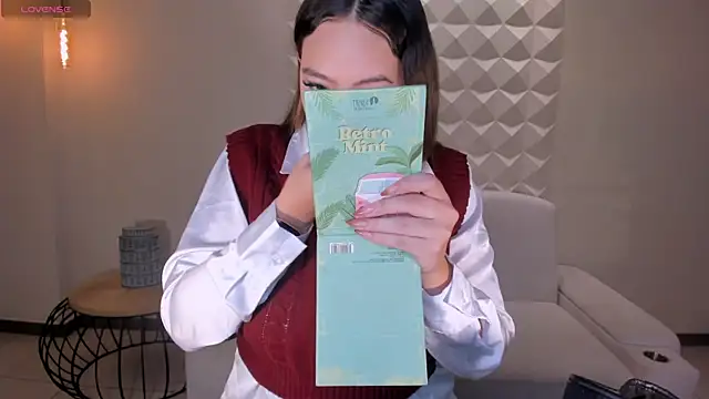 BellaRose X online show from April 25, 5:21 am