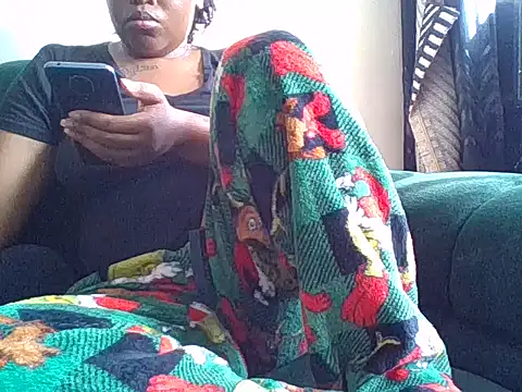 NATASHA LUCKY online show from April 5, 5:39 am