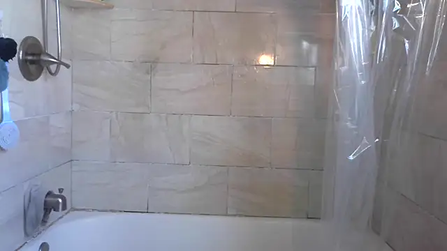 Yumiepussyy online show from April 23, 2:52 pm