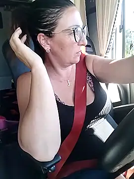 cuplubijoanna online show from April 23, 1:35 pm