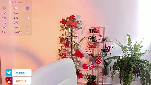 rossth1 online show from November 26, 7:04 pm