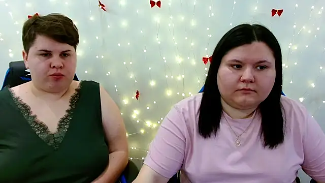 BeckyAndHellen online show from January 13, 1:26 pm