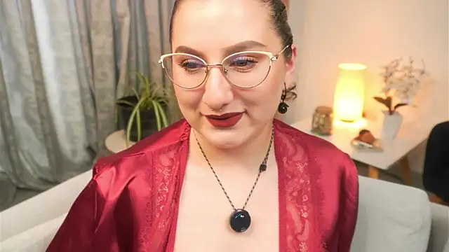 Ximenna Cruz online show from April 11, 5:49 pm