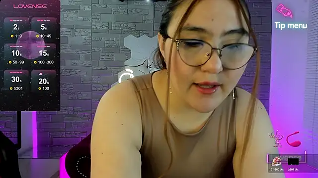 conniejames m online show from February 12, 2:19 pm