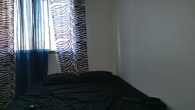 JackDesFeux online show from April 27, 9:45 pm