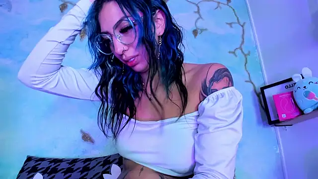 SaturnooStonee online show from April 23, 3:25 am