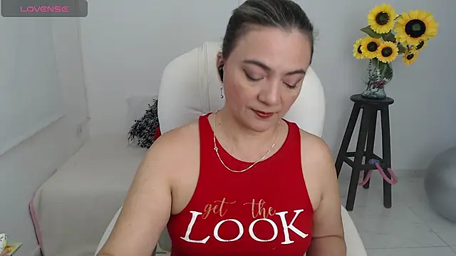 Snapshot of ana_milf chatting on October 11, 12:41 pm ana milf online show from October 11, 12:41 pm