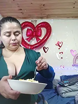 celestehot707rs online show from April 15, 8:31 pm