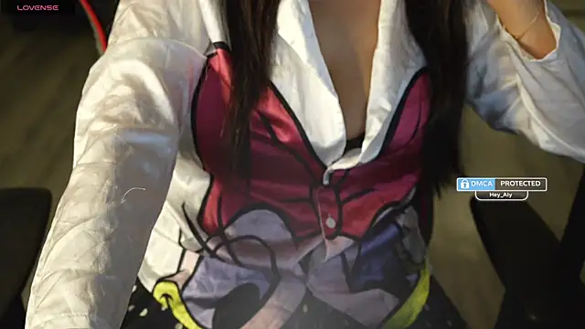 only aleesha online show from April 29, 6:35 pm