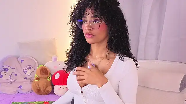 Heily Fox online show from April 19, 5:40 am