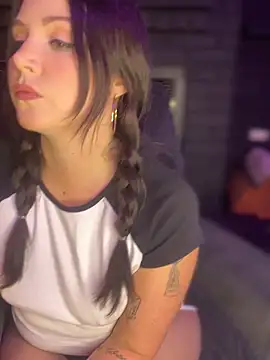 Blaze Baby online show from November 23, 6:05 am