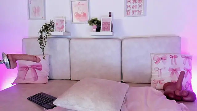 Malka Burning online show from October 23, 8:15 pm