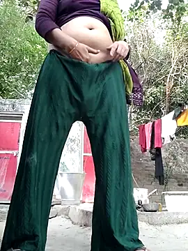 Miss Ayesha online show from April 28, 2:49 am