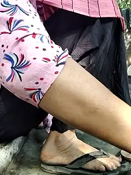 Miss Ayesha online show from April 25, 3:09 am