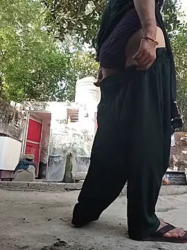 Miss Ayesha online show from April 21, 2:04 am