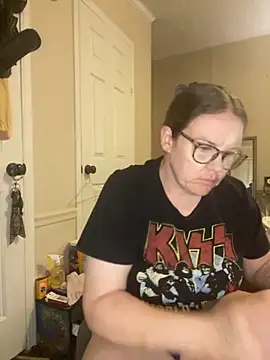 velvetta  online show from September 27, 11:23 pm