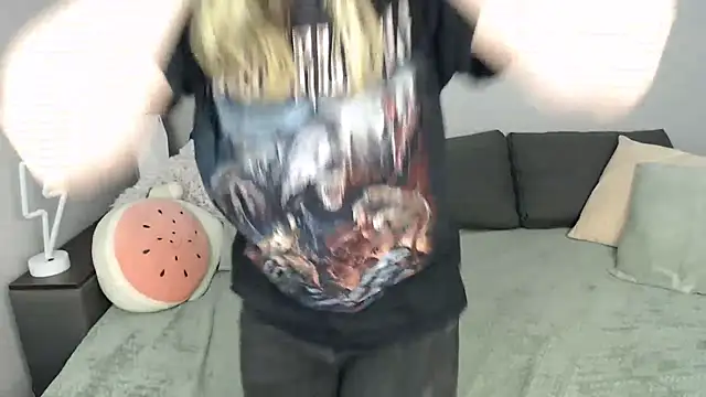 Mini Diva online show from September 12, 8:12 am