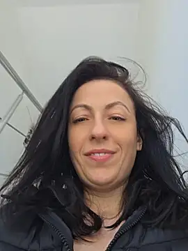 lovewildguy1 online show from April 23, 7:38 am